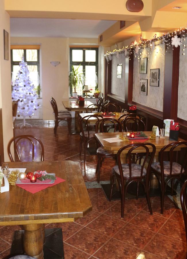 Gasthaus & Pension "Zur Rose" Weimar (Thuringia) Ngoại thất bức ảnh